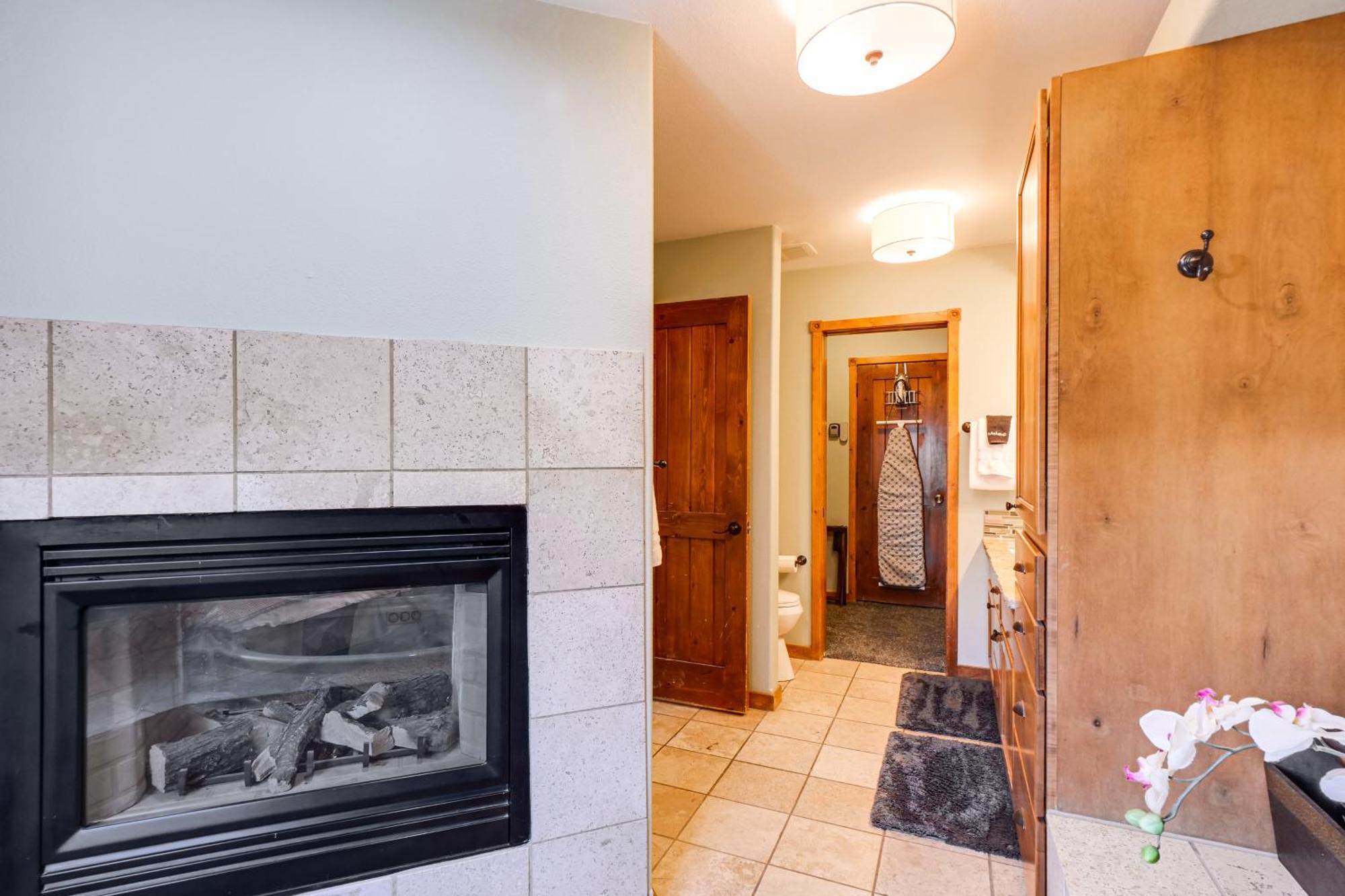 Breck Condo With Pool And Hot Tub Access Walk To Lift Breckenridge Exterior photo