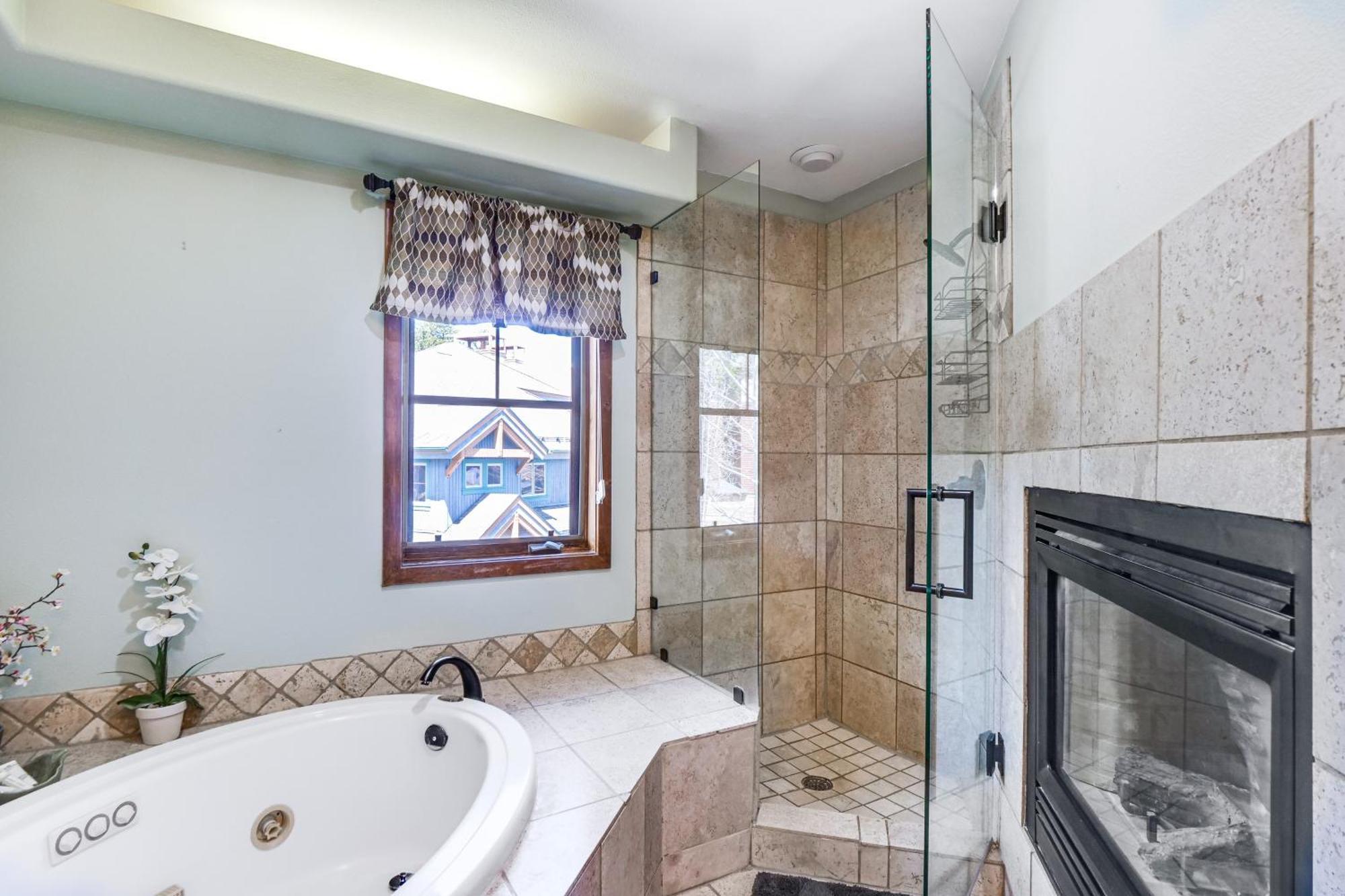 Breck Condo With Pool And Hot Tub Access Walk To Lift Breckenridge Exterior photo